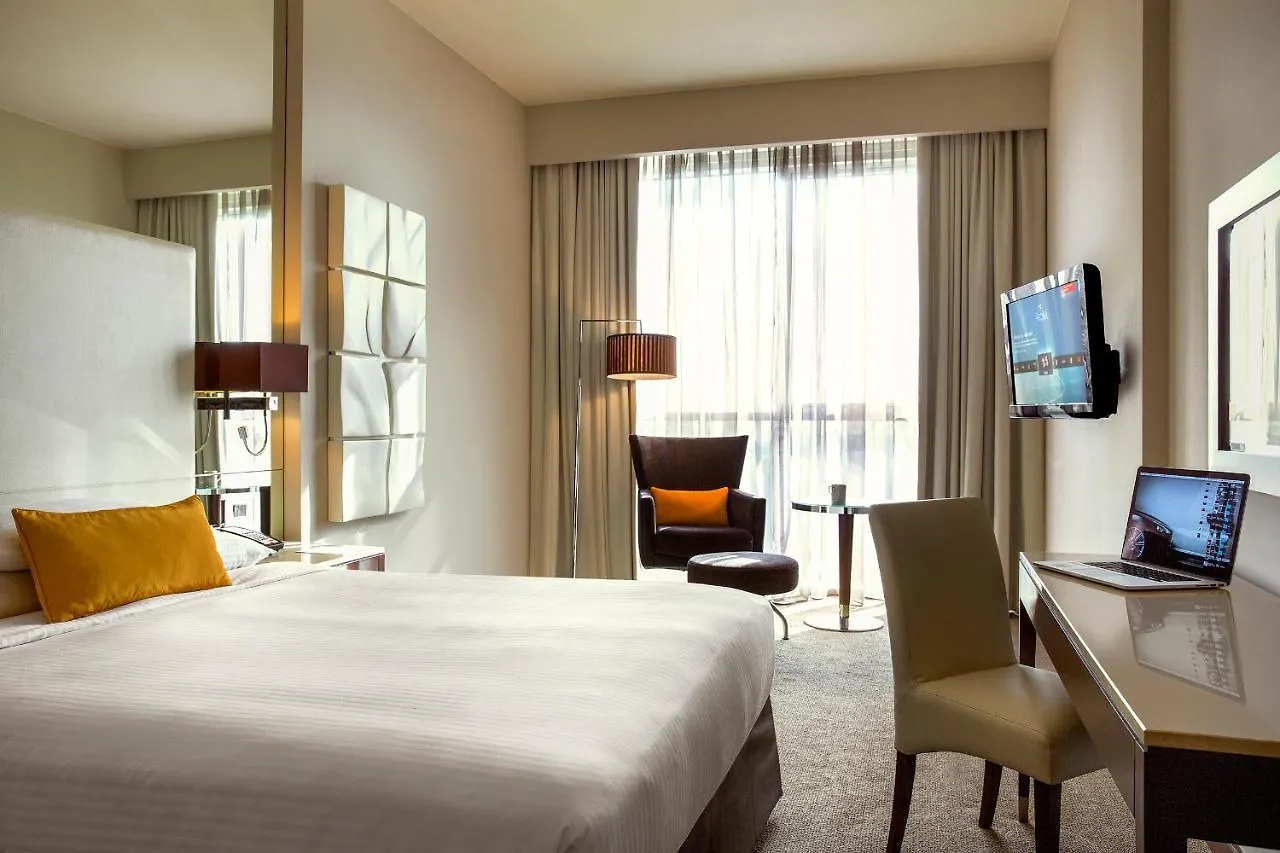 Centro Sharjah Hotel 4*,