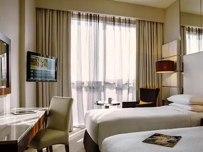 Centro Sharjah Otel